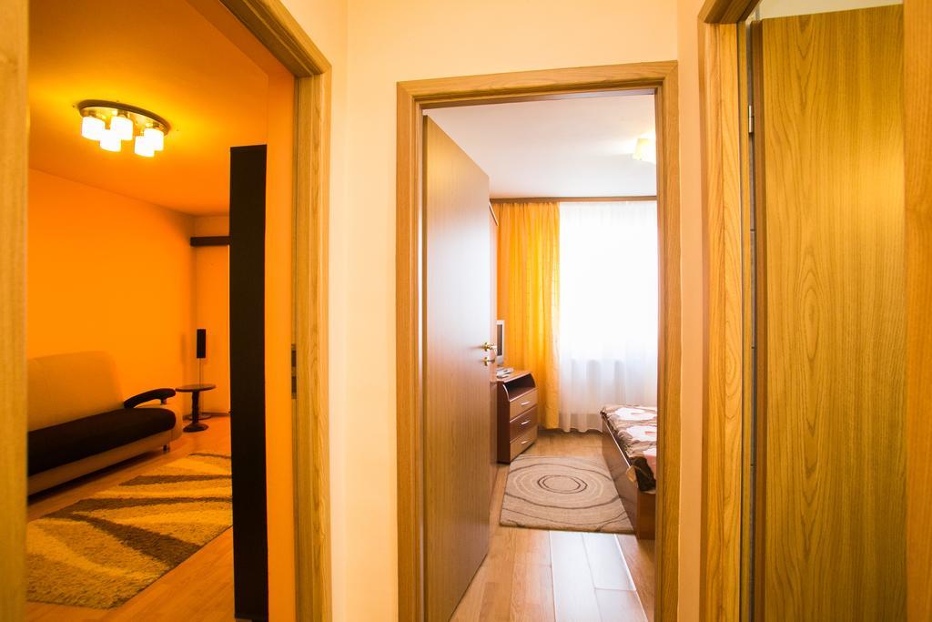 Sky Residence Bucureşti Phòng bức ảnh